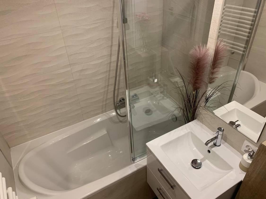 Szepty Mansardy Apartamento Stary Toruń Exterior foto